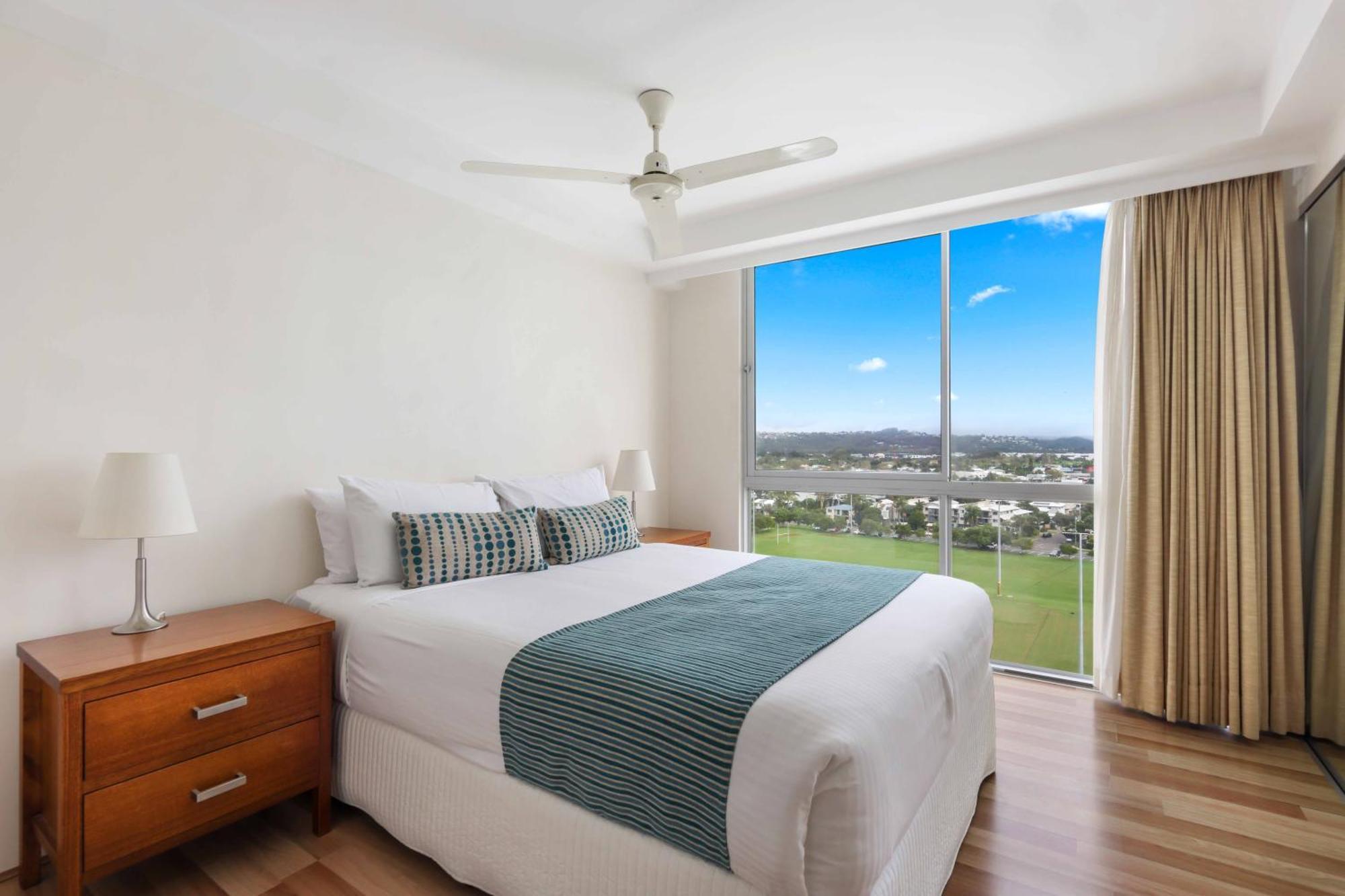 Aqua Vista Resort Maroochydore Room photo