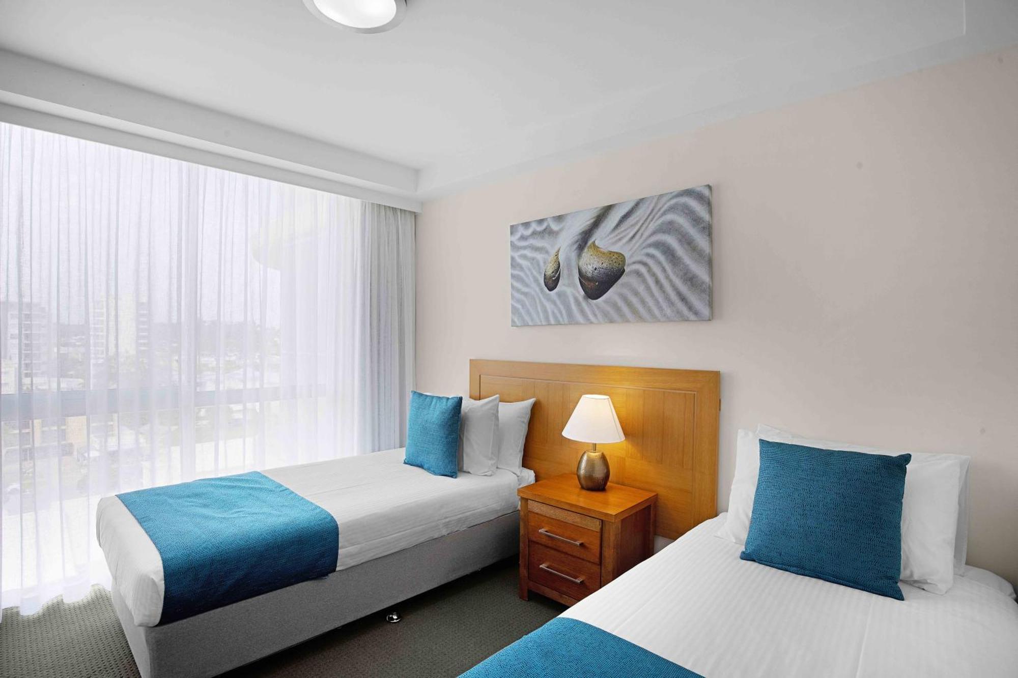 Aqua Vista Resort Maroochydore Room photo