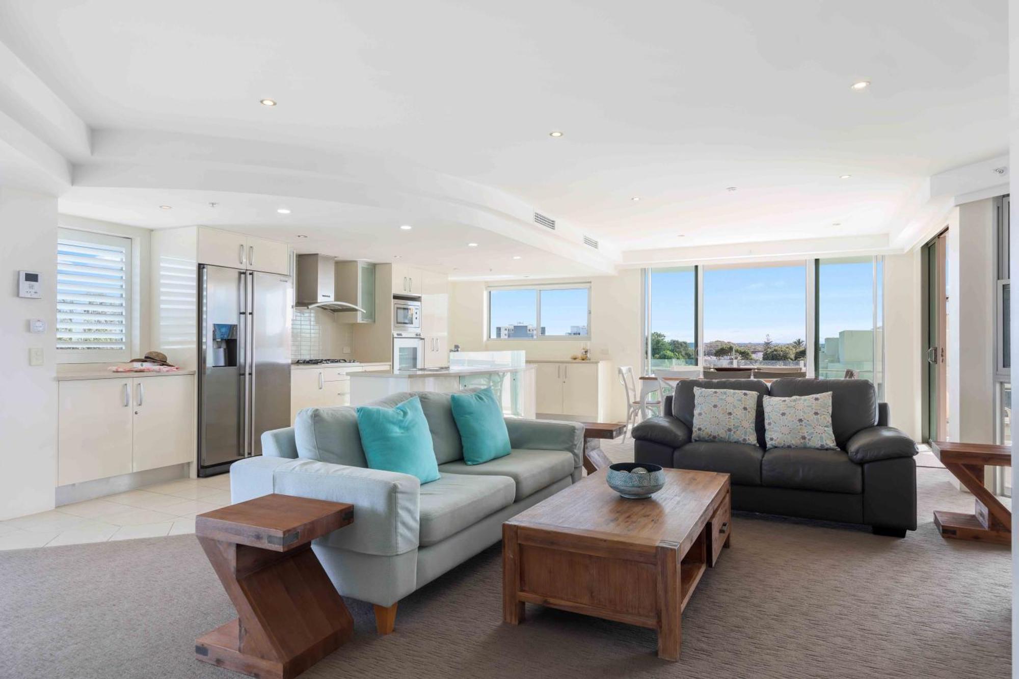 Aqua Vista Resort Maroochydore Room photo