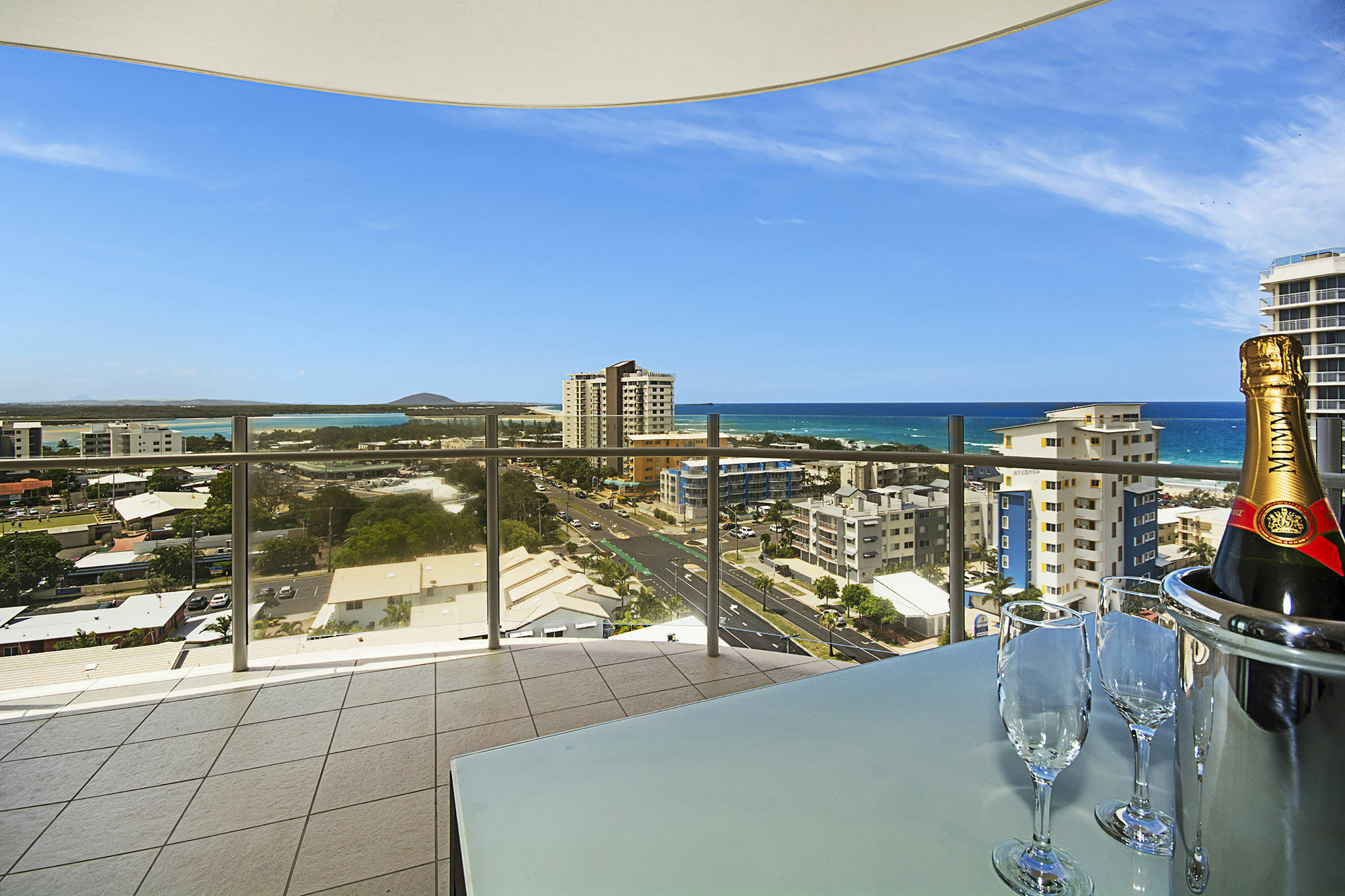 Aqua Vista Resort Maroochydore Exterior photo